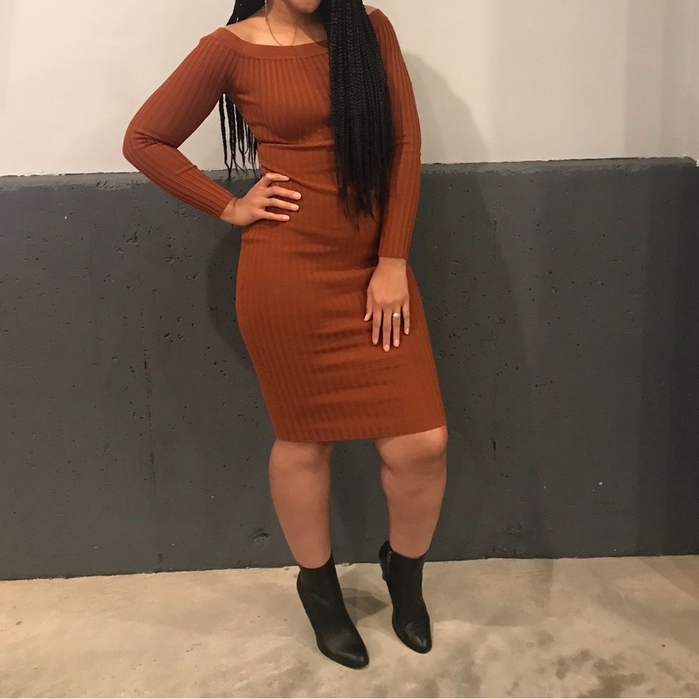 Burnt Orange Windsor Sweater Off Shoulder Dress - M - Picture 1 of 7